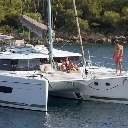Botel Luxe Crewed Catamaran, Sailing Mangofloat, Croatia *